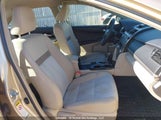Toyota Camry Le 4T1BF1FK2CU190799 снимка