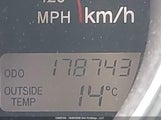 Toyota Matrix Xr 2T1KR32E75C907351 снимка