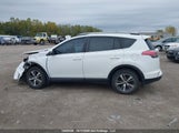 Toyota Rav4 Le 2T3ZFREV8JW511998 снимка
