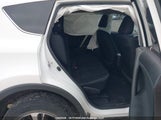 Toyota Rav4 Le 2T3ZFREV8JW511998 снимка