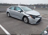 Toyota Corolla Le 5YFBPMBEXNP304860 снимка