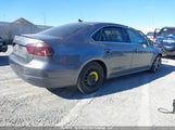 Volkswagen Passat 1VWAS7A33FC113333 снимка