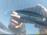 Toyota Rav4 Le 2T3BFREV2JW818505 снимка