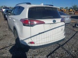 Toyota Rav4 Le 2T3BFREV2JW818505 снимка