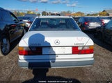 Mercedes-Benz E 300D WDB1241331B200688 снимка