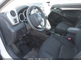 Toyota Matrix 2T1KU4EE1EC137101 photo