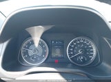 Hyundai Elantra Preferred With Sun And Safety Package Auto Ivt KMHD84LF5LU100489 photo