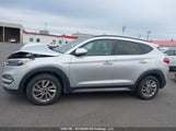 Hyundai Tucson Limited/Sport And Eco/Se KM8J3CA41HU310107 fotografie