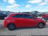Hyundai Elantra Gt KMHD25LE1DU032224 снимка