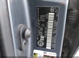 Toyota Corolla 2T1BURHE6JC120796 снимка