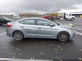 Hyundai Elantra 5NPD74LF1HH175134 снимка