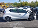 Toyota Prius C Technology JTDKDTB34E1571658 снимка