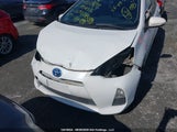 Toyota Prius C Technology JTDKDTB34E1571658 снимка