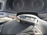 Volkswagen Passat Se 1VWBS7A36FC005650 снимка