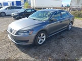 Volkswagen Passat Se 1VWBS7A36FC005650 снимка