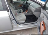 Toyota Corolla Le 2T1BU4EE2AC351377 photo
