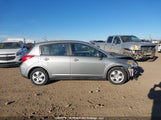Nissan Versa 1.8S 3N1BC13E88L376069 снимка