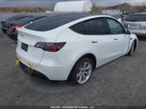 Tesla Model Y Long Range 5YJYGDEEXMF295416 снимка
