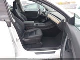Tesla Model Y Long Range 5YJYGDEEXMF295416 снимка
