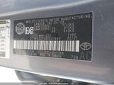 Toyota Matrix Wagon 2T1KR32E56C601489 fotografie