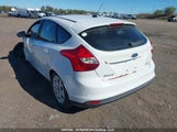 Ford Focus Se 1FADP3K22EL342719 снимка
