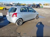 Toyota Yaris Le/Rs JTDKT923175062175 photo