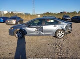 Toyota Corolla Le 5YFBPMBE8MP217277 снимка