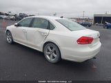 Volkswagen Passat 1VWBS7A39FC107167 снимка