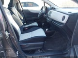 Toyota Yaris Le JTDKTUD39CD524806 снимка