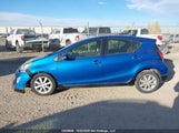 Toyota Prius C JTDKDTB32H1597308 снимка