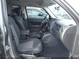 Jeep Patriot Sport/North 1J4NF2GB5BD223406 fotografie