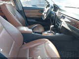 BMW 328 Xi WBAPK7C52BA818641 снимка