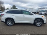 Toyota Highlander Xle 5TDJKRFH2FS125278 снимка