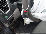 Honda Civic Lx 2HGFB2F40FH032866 снимка