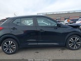 Nissan Kicks Sr 3N1CP5DV1LL569333 снимка
