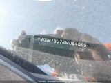 Volkswagen Jetta Comfortline 3VWSM7BU7RM084055 photo