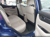 Nissan Qashqai S 4Dr2Wd JN1BJ1CP3JW106237 fotografie