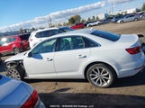 Audi A4 2.0T Progressiv WAUBNAF48HN047217 fotografie