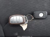 Hyundai Elantra Preferred With Sun And Safety Package Auto Ivt KMHD84LF1LU073579 снимка