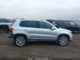 Volkswagen Tiguan Comfortline WVGMV7AX3HK005681 fotografie