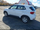 Hyundai Venue Essential Auto Ivt KMHRB8A39MU094401 photo