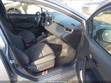 Toyota Corolla Le 5YFBPMBE3NP345234 снимка