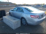 Toyota Camry Le 4T1BF3EK9AU101918 снимка