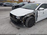 Hyundai Elantra Le 5NPD74LFXHH129656 снимка