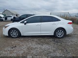Toyota Corolla Le/Xle 5YFBPMBE5NP389381 снимка