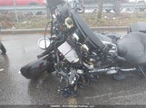 Harley-Davidson Flhtcuse5 Blk 5HD1PR8B0AB958370 fotografie