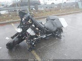 Harley-Davidson Flhtcuse5 Blk 5HD1PR8B0AB958370 fotografie