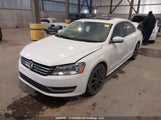 Volkswagen Passat 1VWBH7A34DC120338 снимка