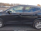 Nissan Rogue Sport S/Sv/Sl JN1BJ1CR8JW282010 fotografie
