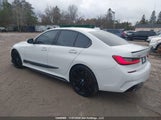 BMW 330XI WBA5R7C51KA****** photo